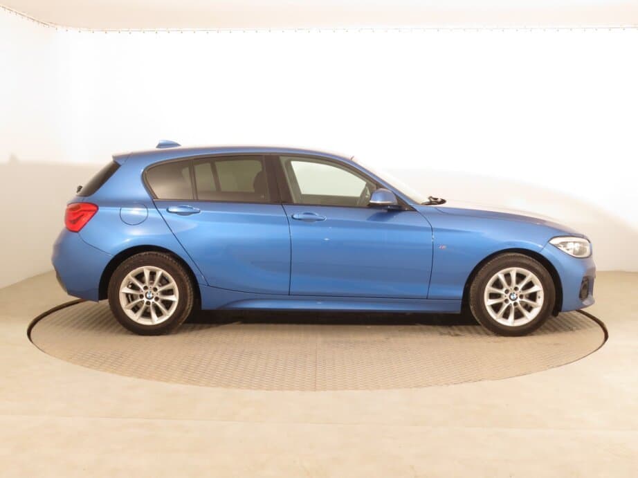 2016 BMW 1-SERIES - 8