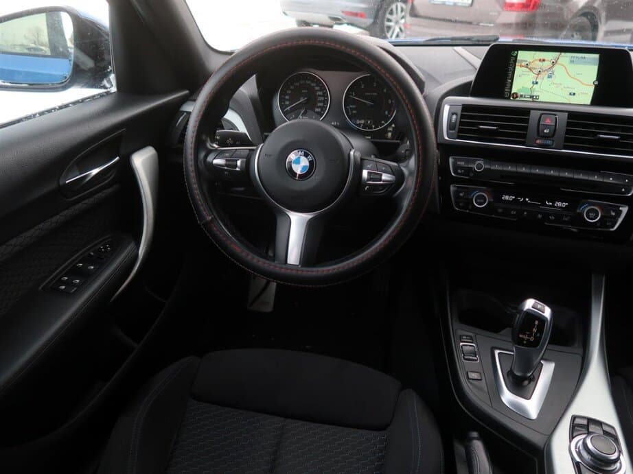 2016 BMW 1-SERIES - 9