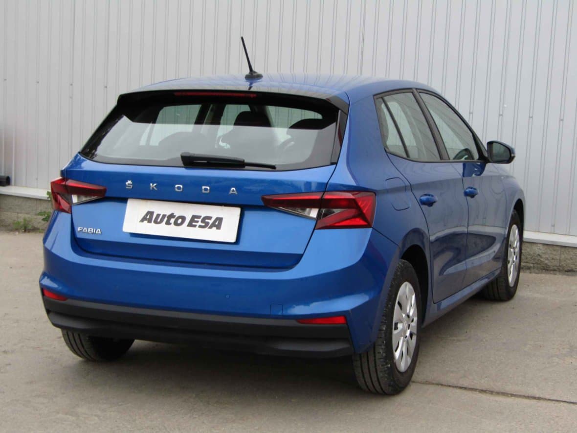 2021 Škoda FABIA - 7