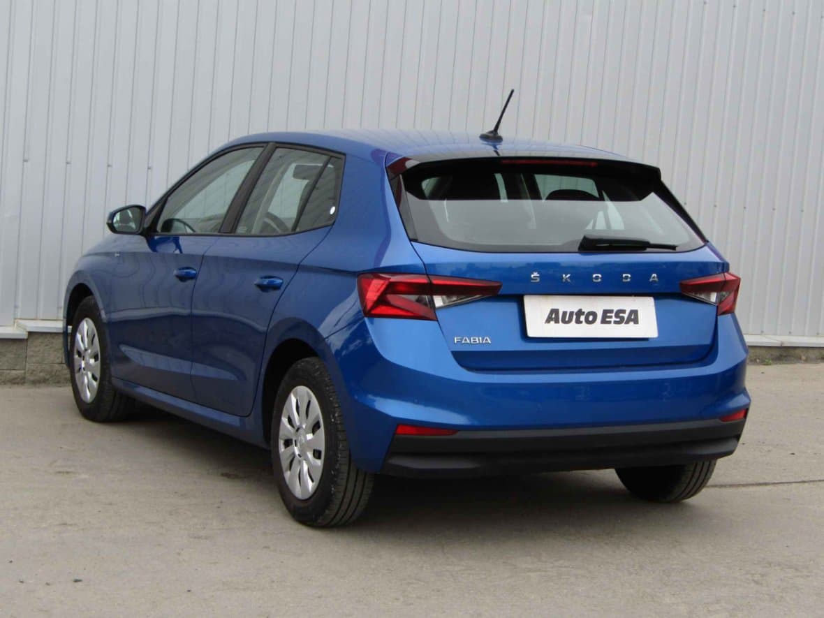 2021 Škoda FABIA - 11