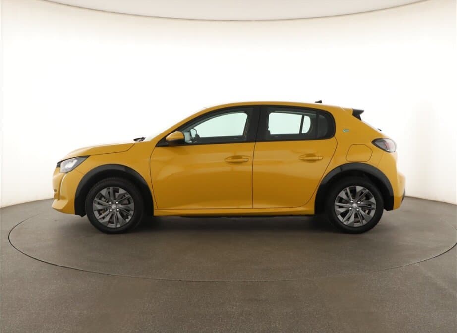 2021 Peugeot 208 - 4