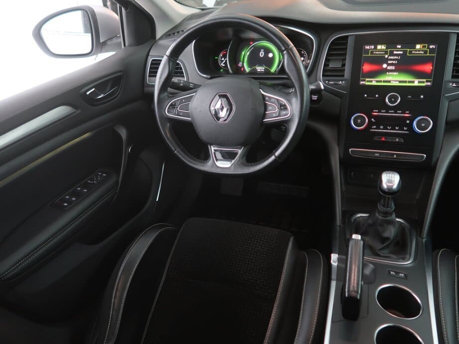 2016 Renault MEGANE - 9