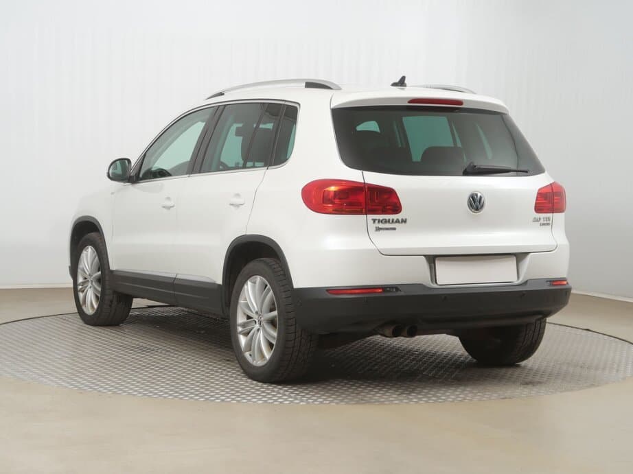 2014 Volkswagen TIGUAN - 5