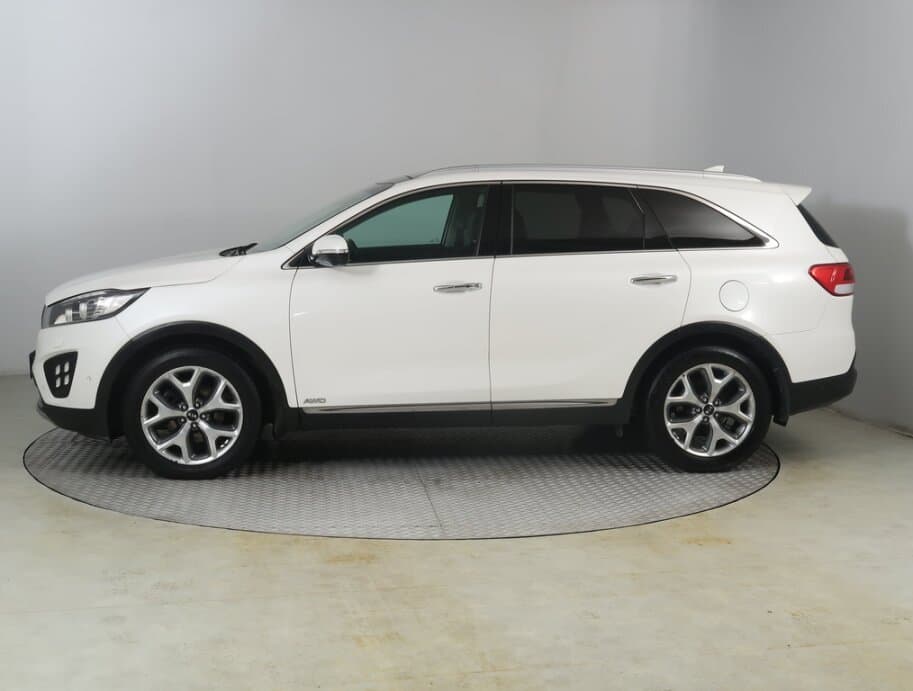 2018 Kia SORENTO - 4