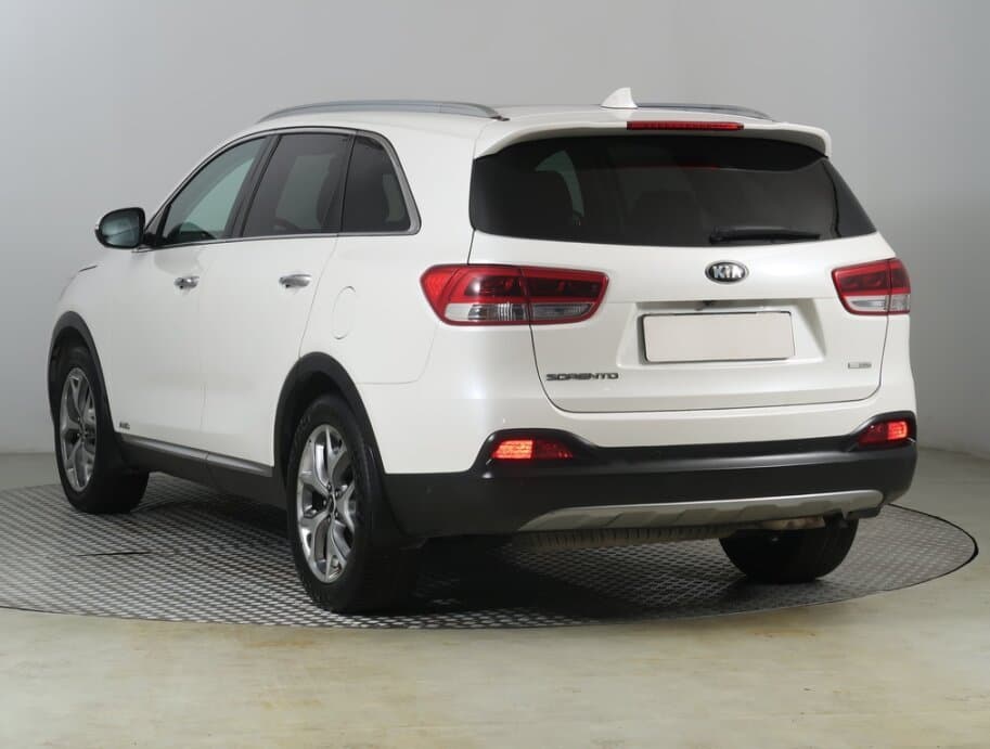 2018 Kia SORENTO - 5