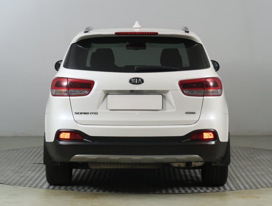 2018 Kia SORENTO - 6