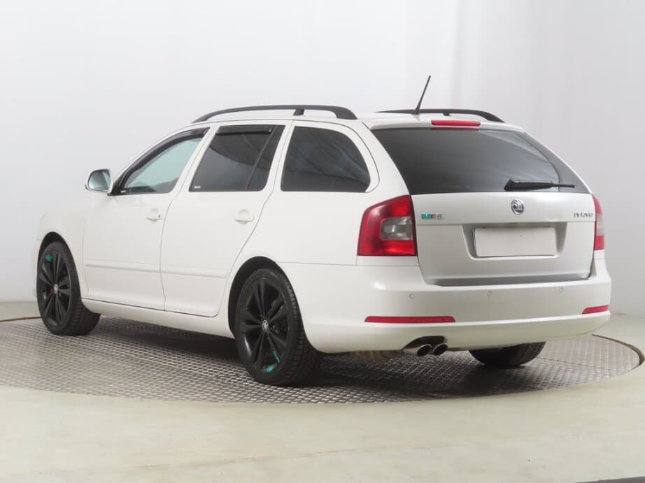 2010 Škoda OCTAVIA - 5