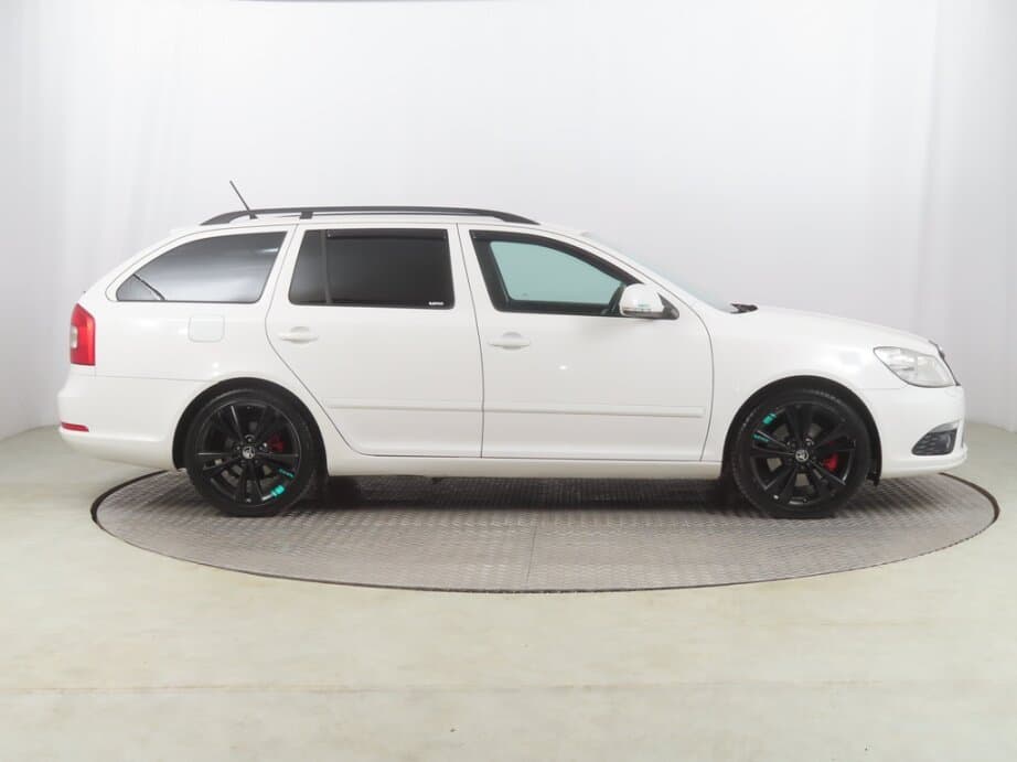 2010 Škoda OCTAVIA - 8