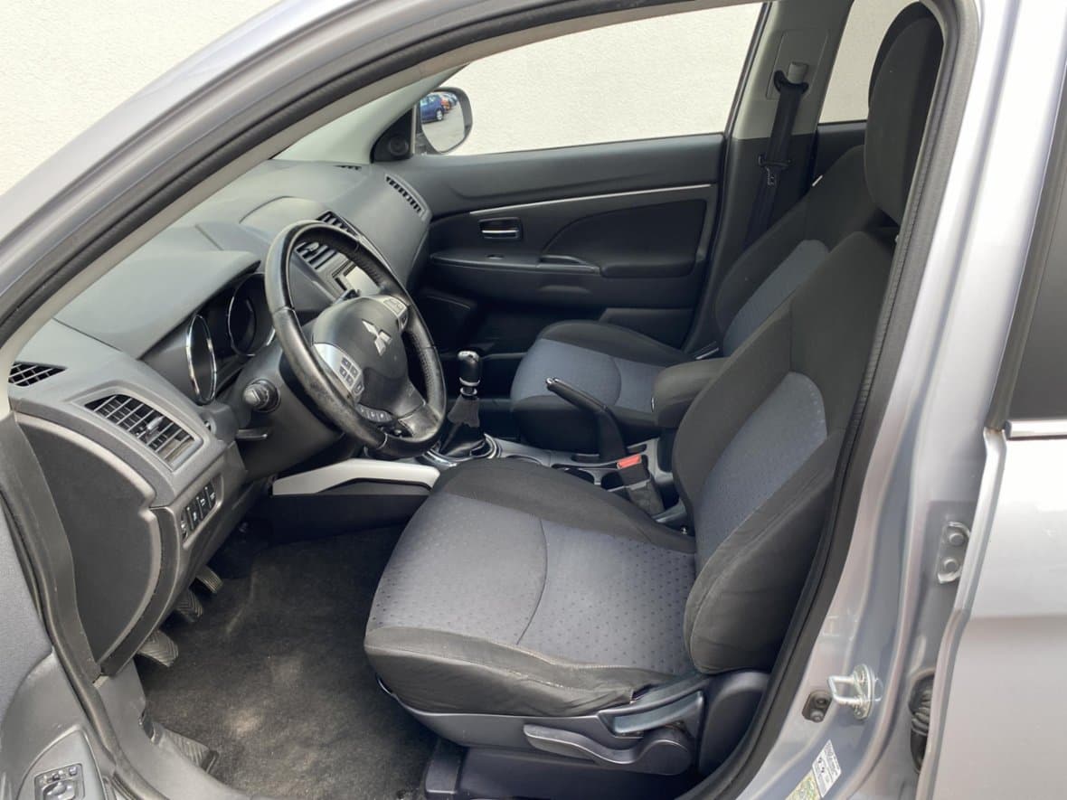 2012 Mitsubishi ASX - 13