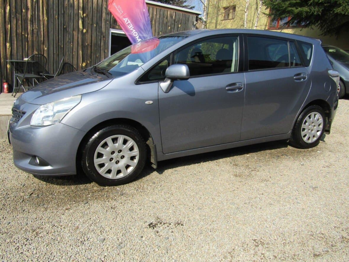 2009 Toyota Verso - 2