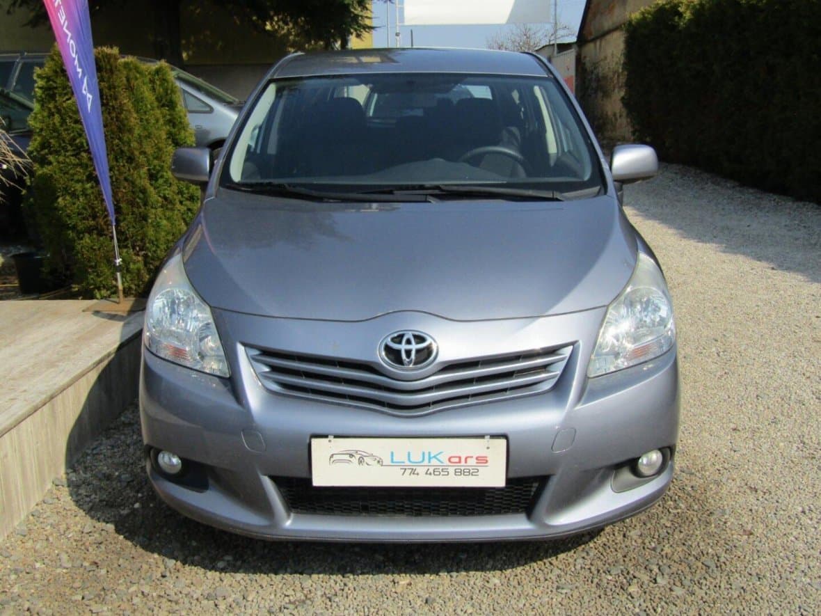 2009 Toyota Verso - 6