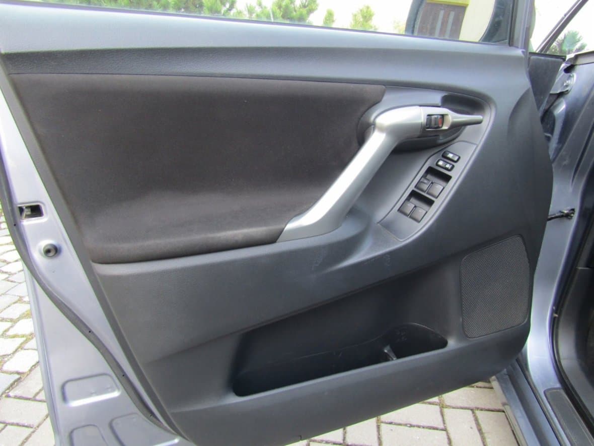 2009 Toyota Verso - 18