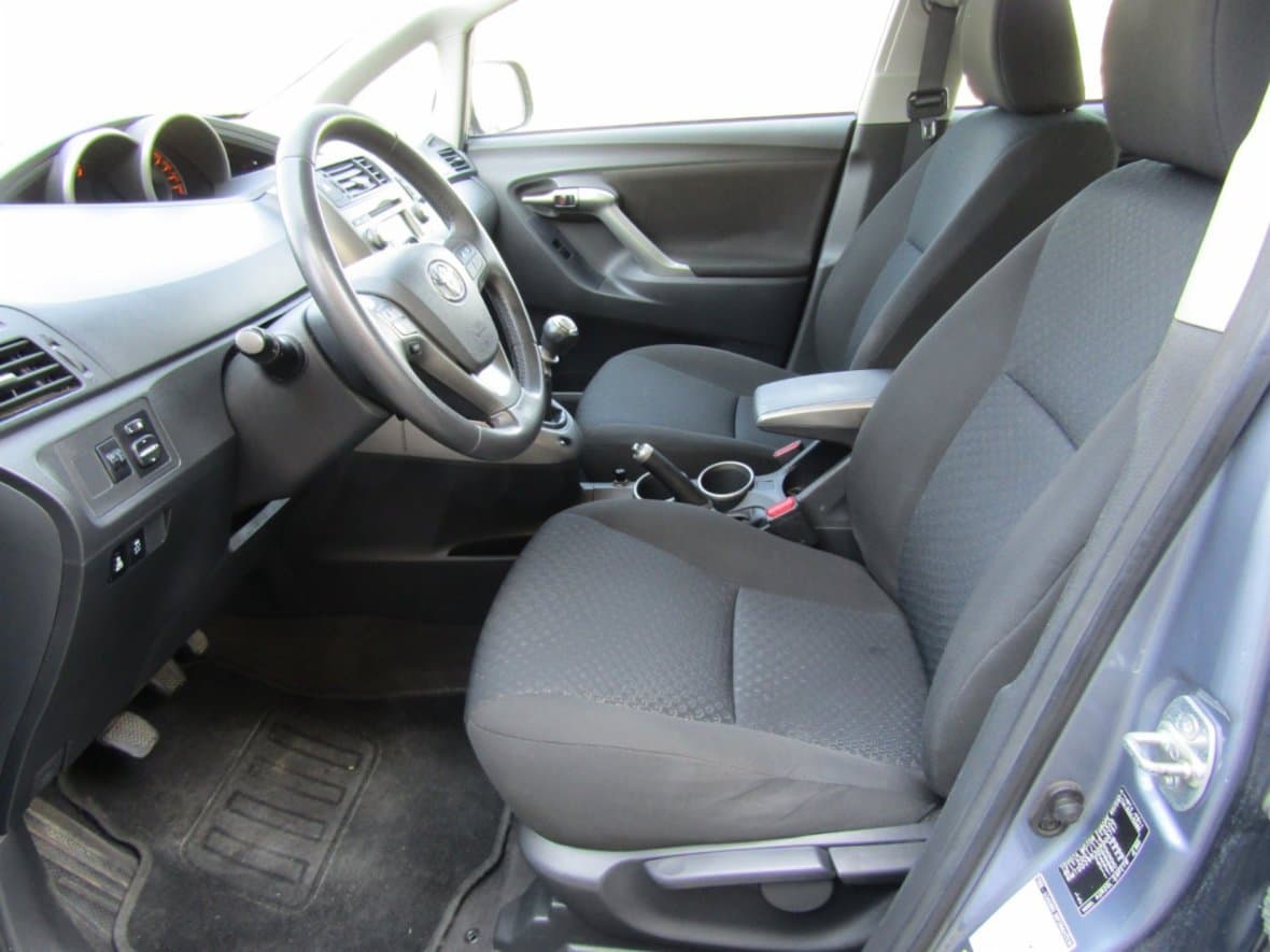 2009 Toyota Verso - 19