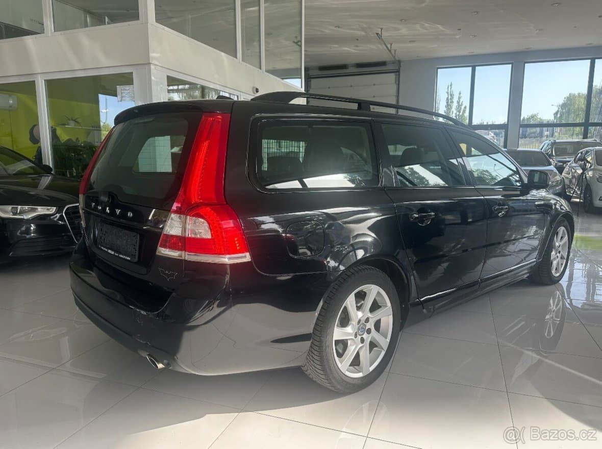 2015 Volvo V70 - 2