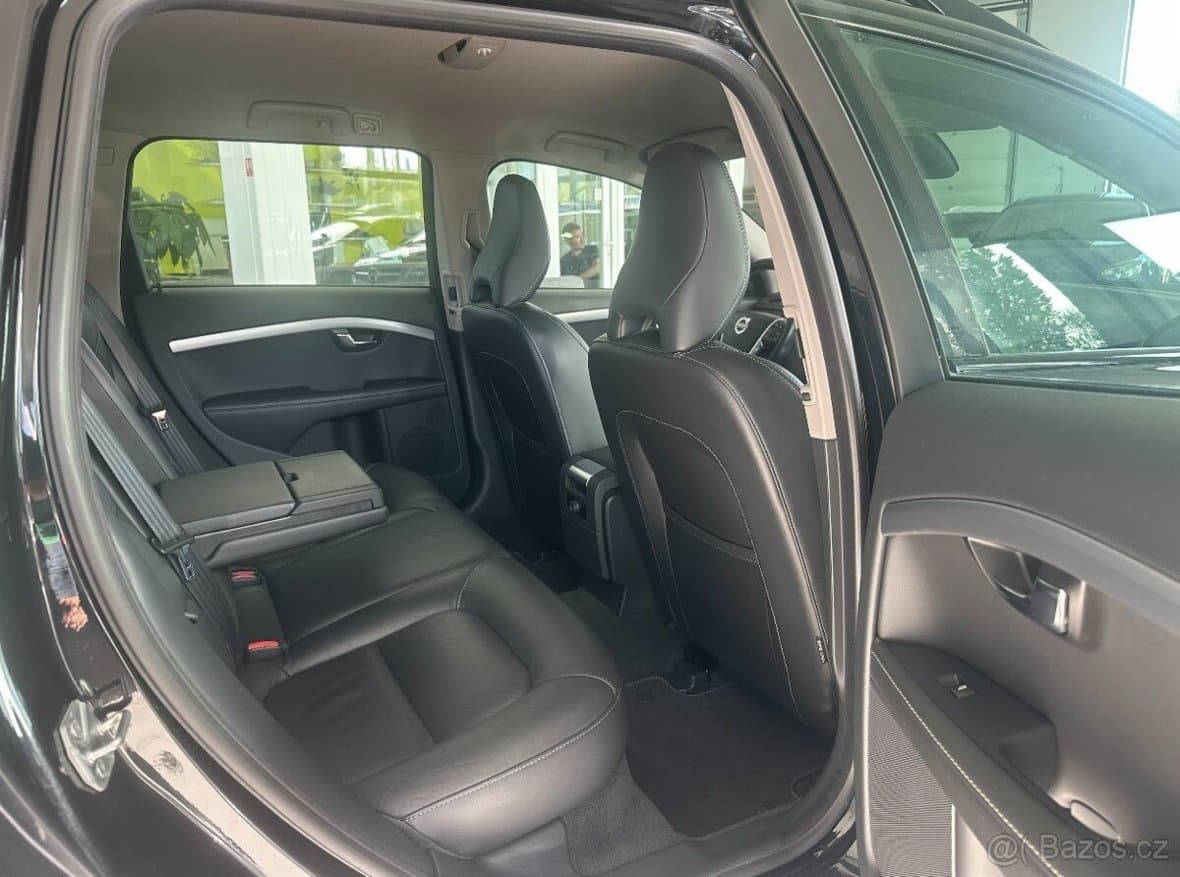 2015 Volvo V70 - 4