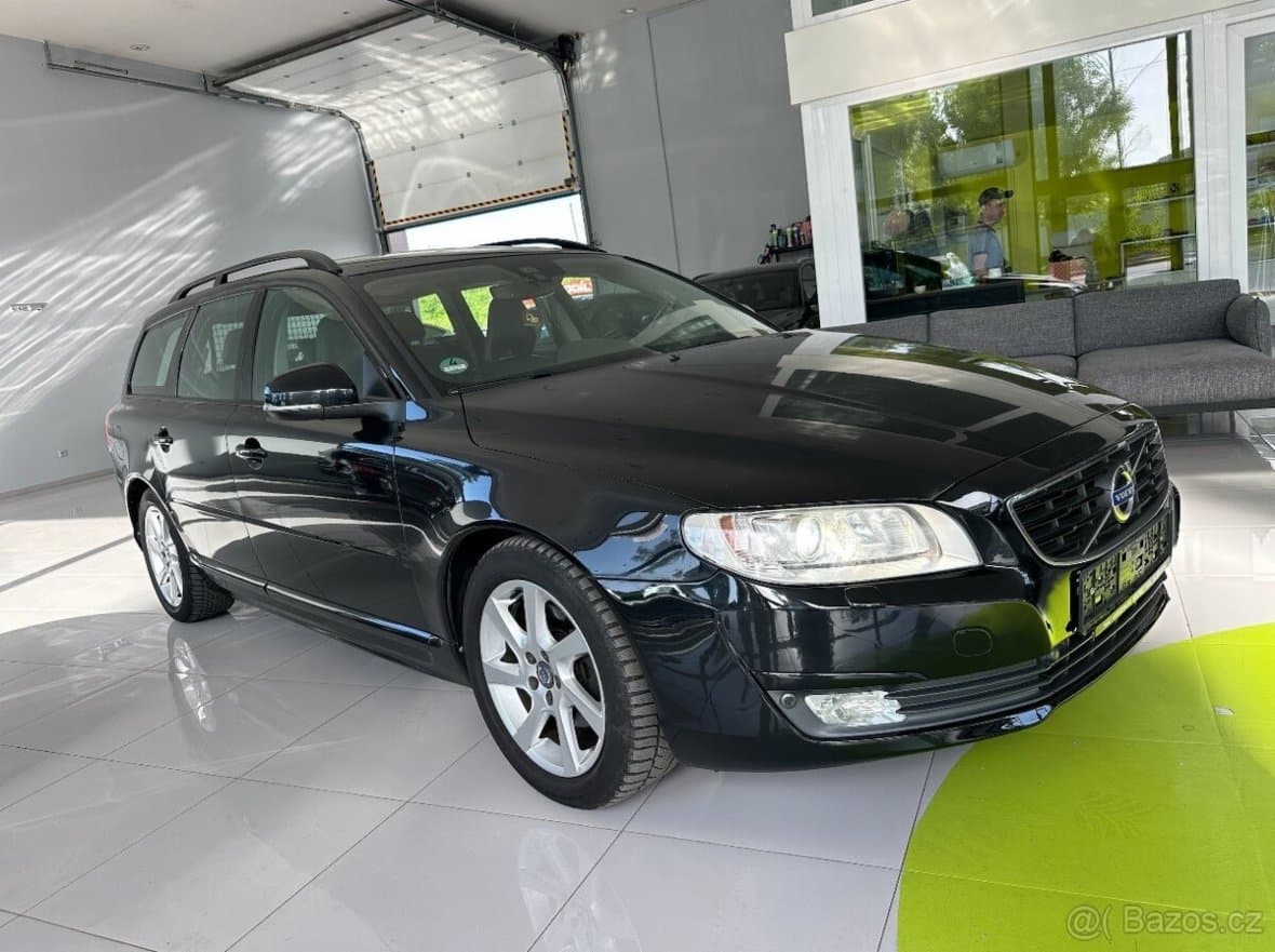 2015 Volvo V70 - 9