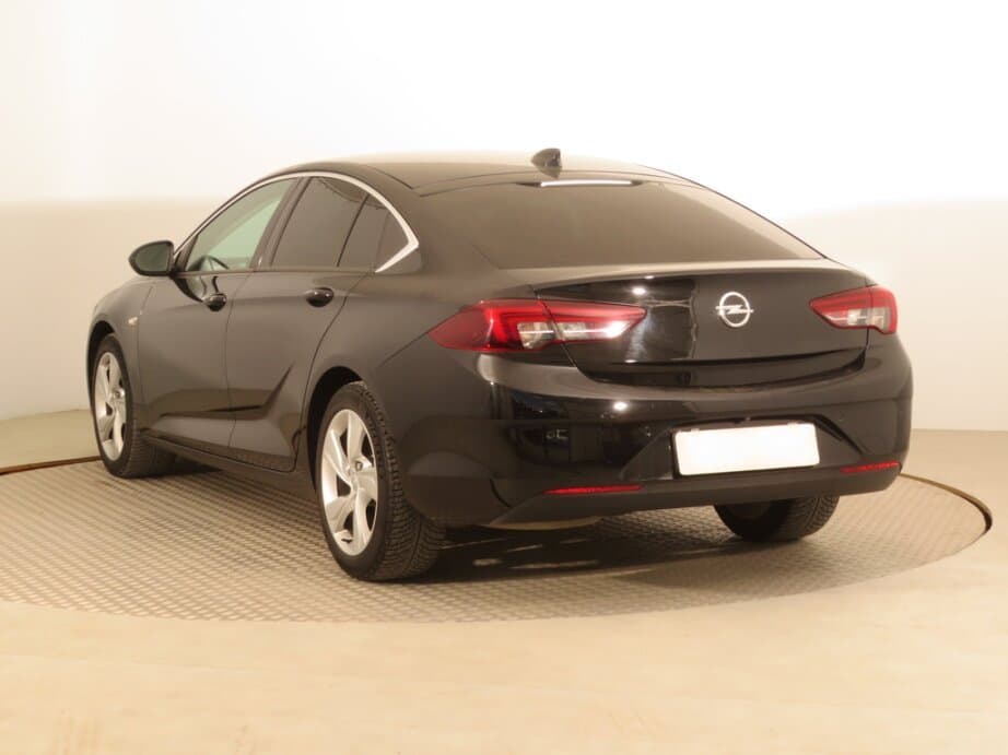 2017 Opel INSIGNIA - 13