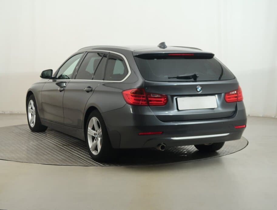 2013 BMW 3-SERIES - 5