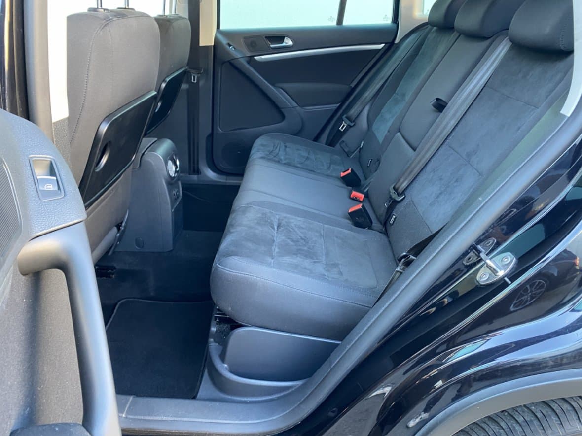 2012 Volkswagen TIGUAN - 10
