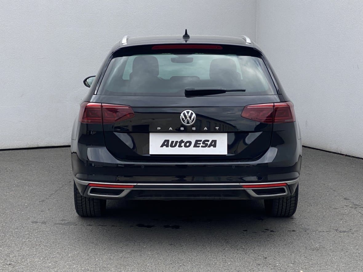 2020 Volkswagen PASSAT - 5