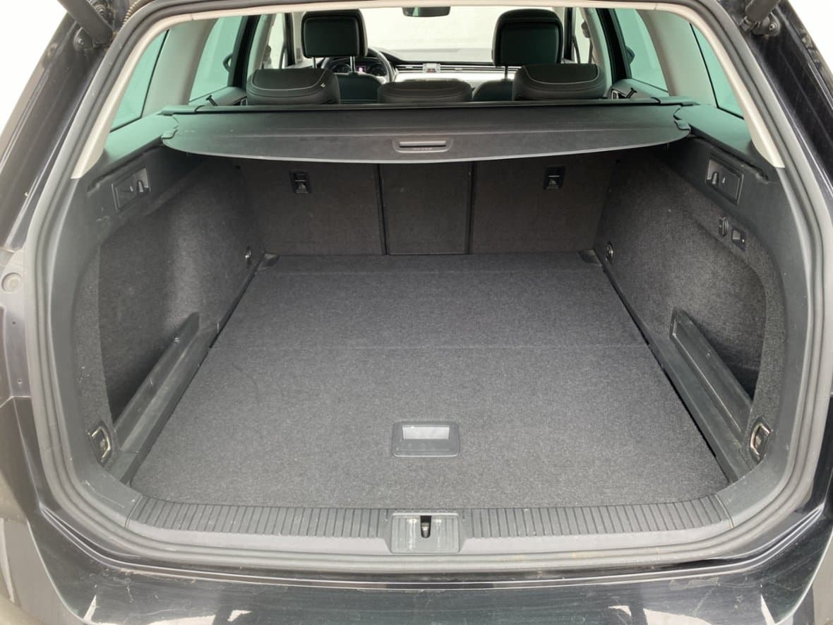 2020 Volkswagen PASSAT - 7