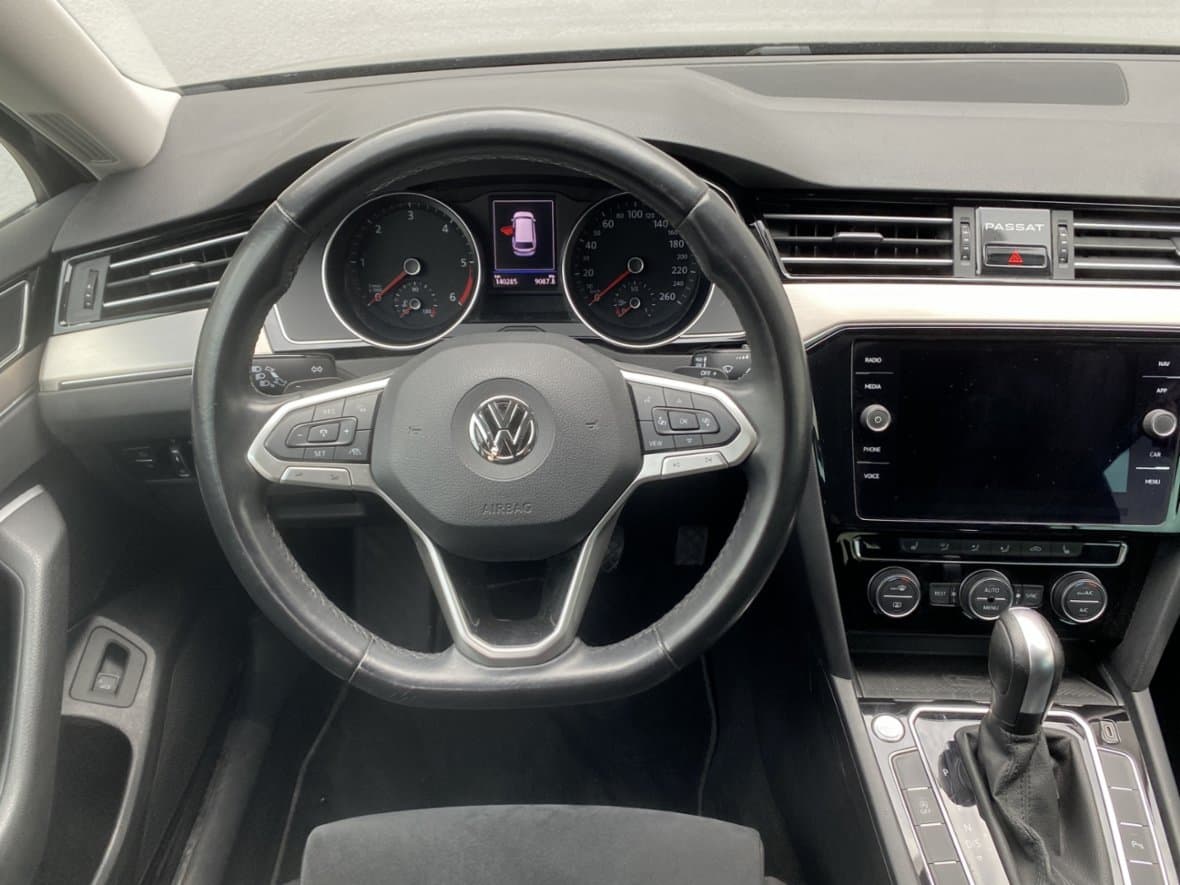 2020 Volkswagen PASSAT - 11