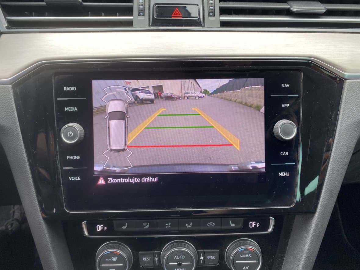 2020 Volkswagen PASSAT - 18