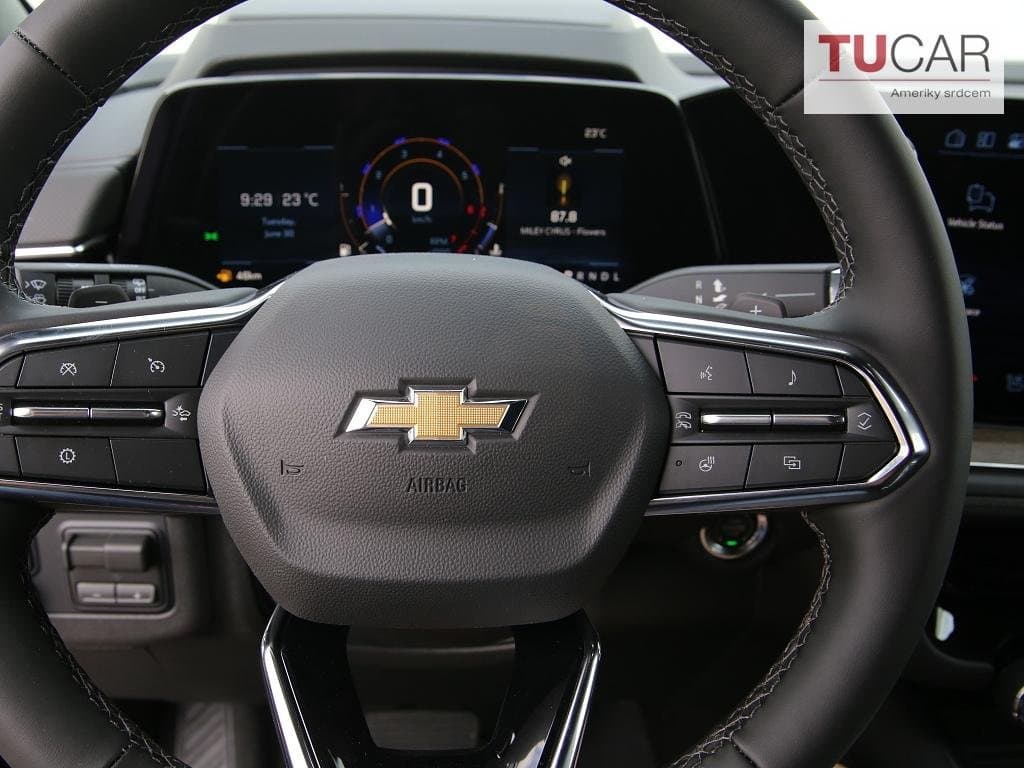 2026 Chevrolet SUBURBAN - 18