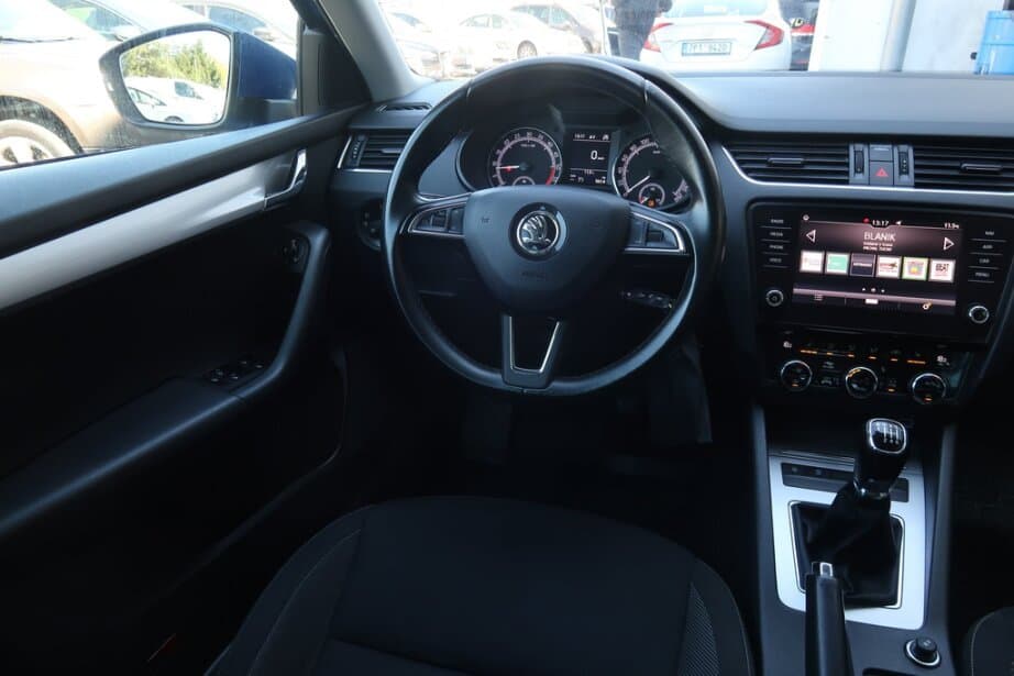 2019 Škoda OCTAVIA - 9