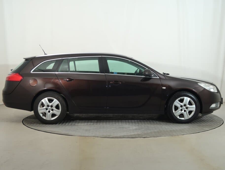 2013 Opel INSIGNIA - 8