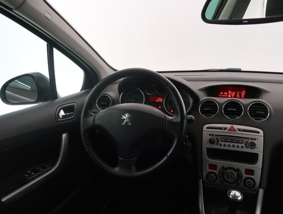 2012 Peugeot 308 - 9