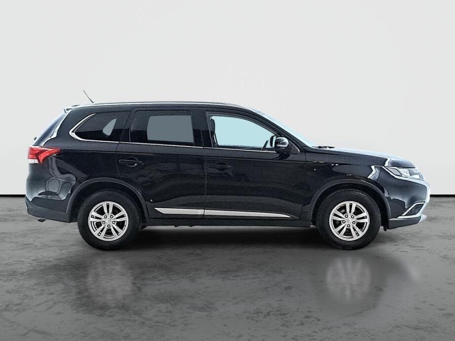 2016 Mitsubishi OUTLANDER - 8