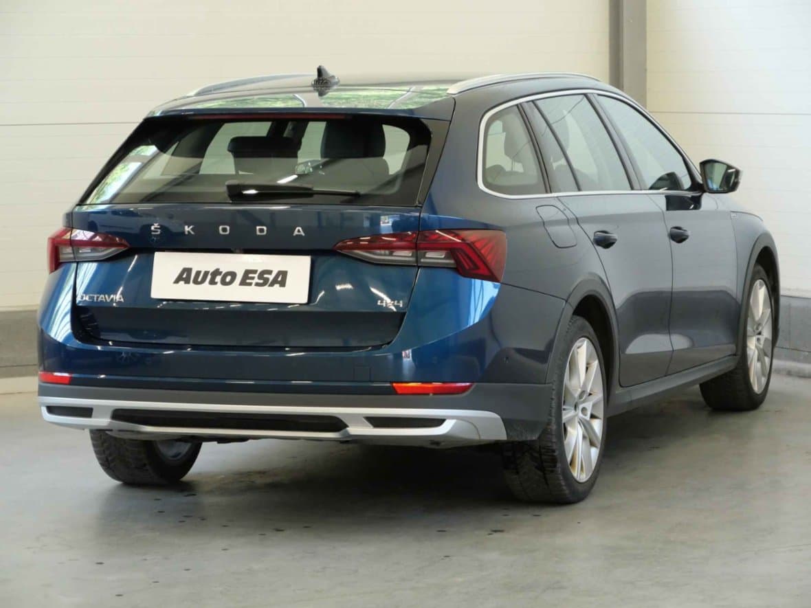 2023 Škoda OCTAVIA - 4