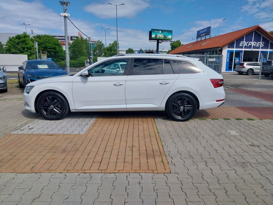 2015 Škoda SUPERB - 4