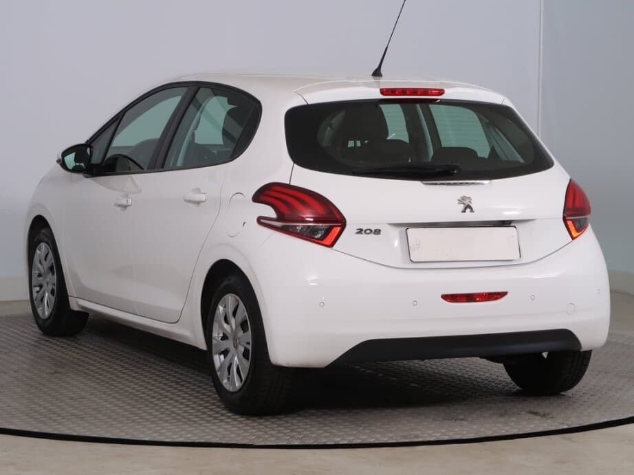 2018 Peugeot 208 - 5