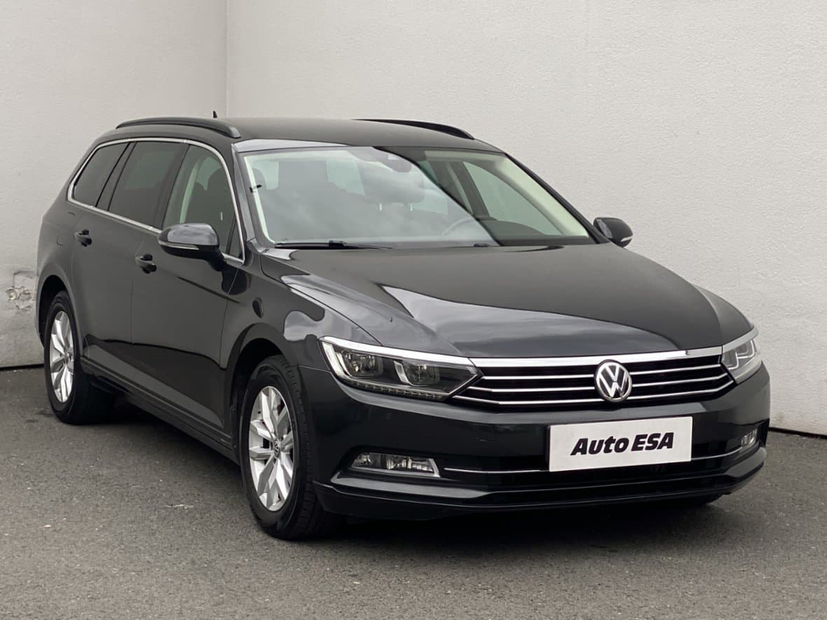 2018 Volkswagen PASSAT