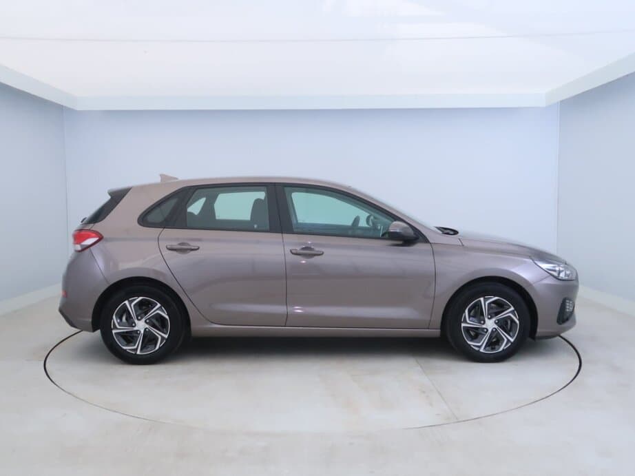 2022 Hyundai i30 - 8