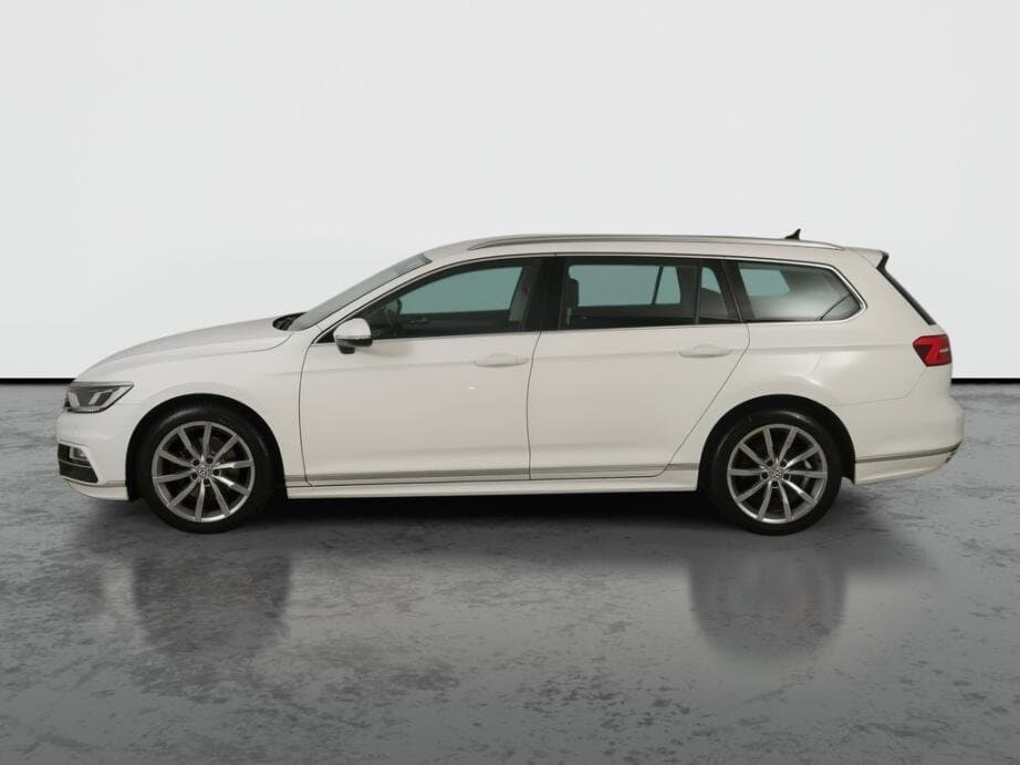 2019 Volkswagen PASSAT - 4