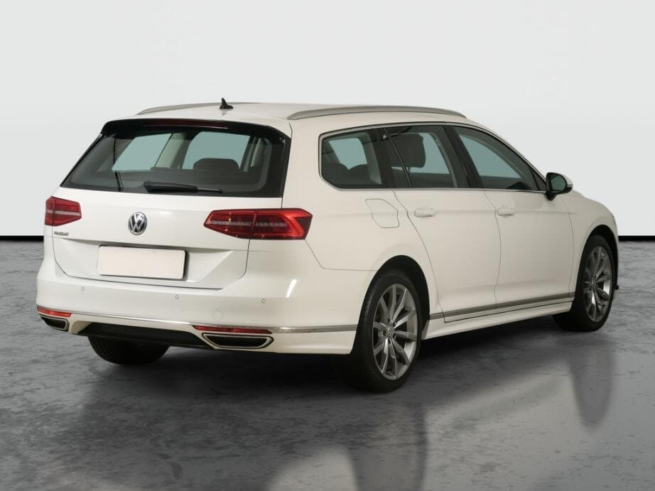 2019 Volkswagen PASSAT - 7
