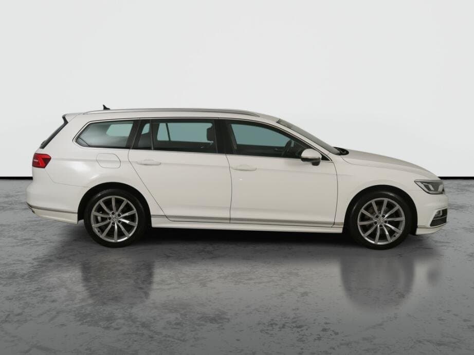 2019 Volkswagen PASSAT - 8