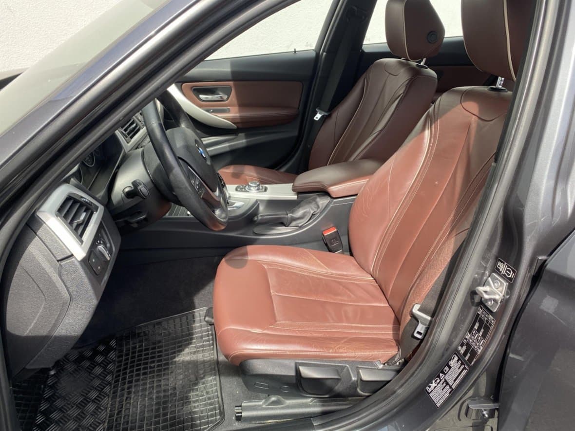 2013 BMW 3-SERIES - 9