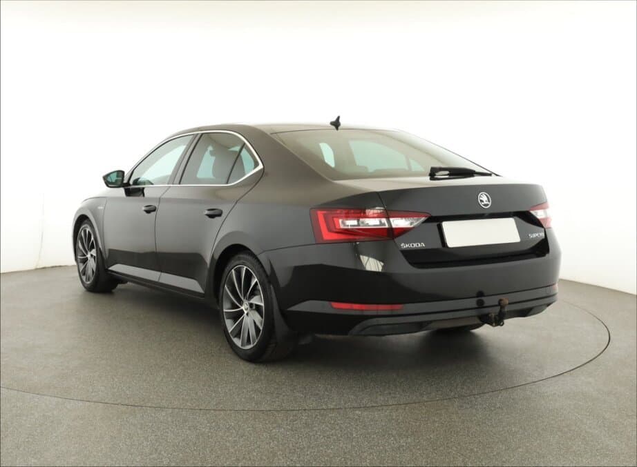 2015 Škoda SUPERB - 5