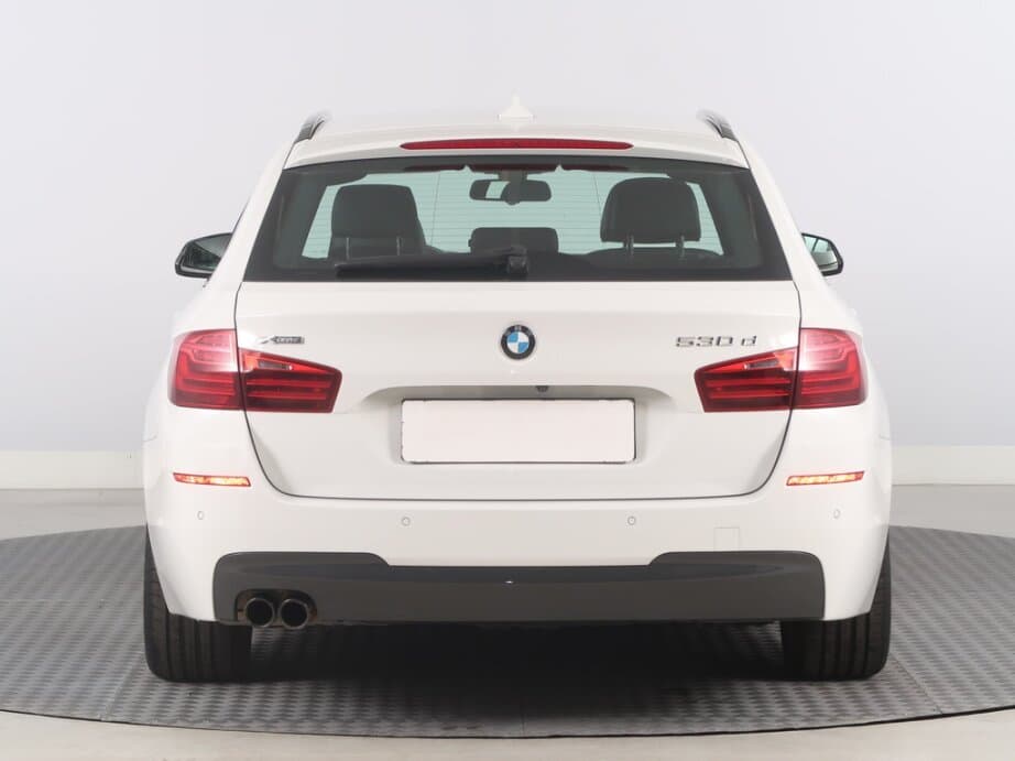 2014 BMW 5-SERIES - 6