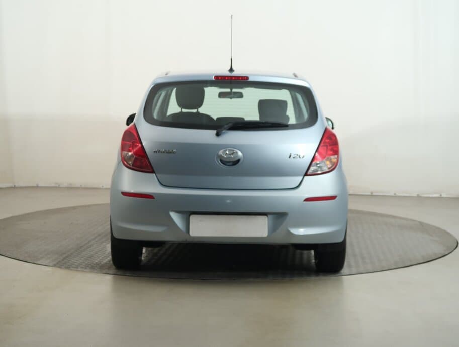 2014 Hyundai i20 - 6
