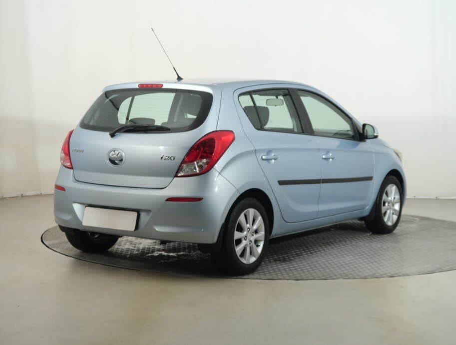 2014 Hyundai i20 - 7