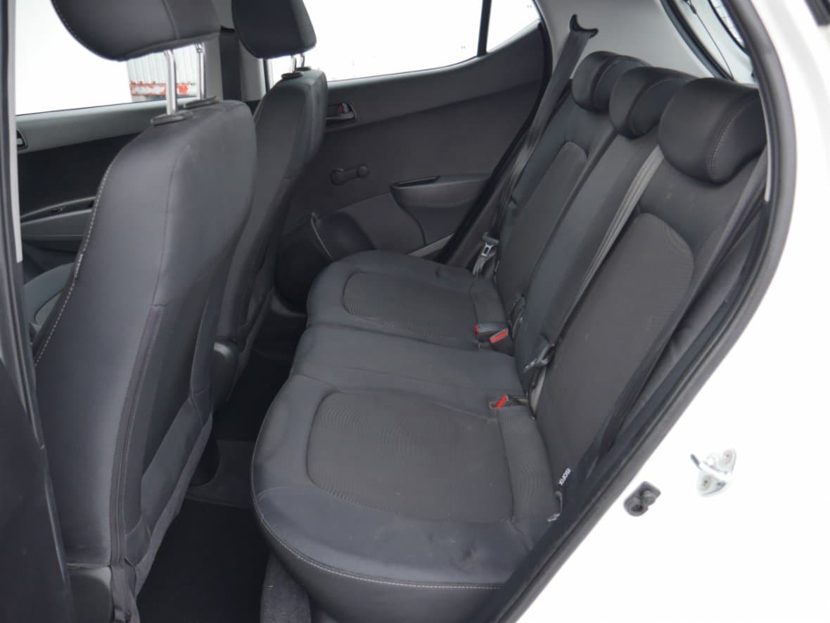 2018 Hyundai i10 - 10