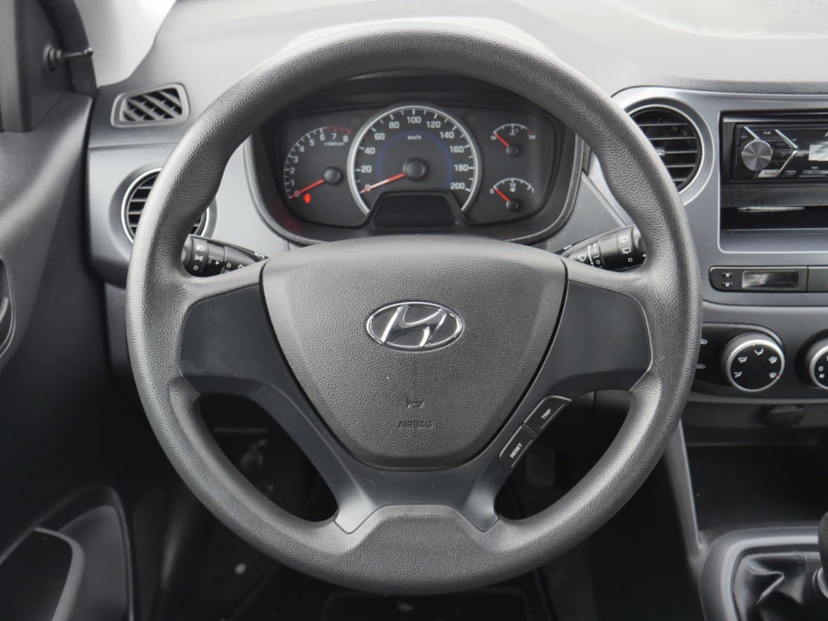 2018 Hyundai i10 - 11