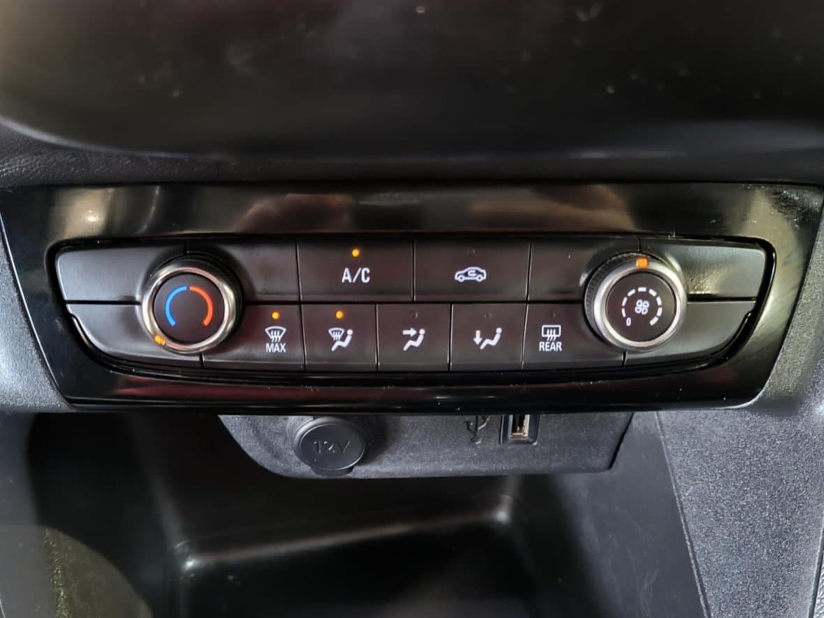2021 Opel CORSA - 15