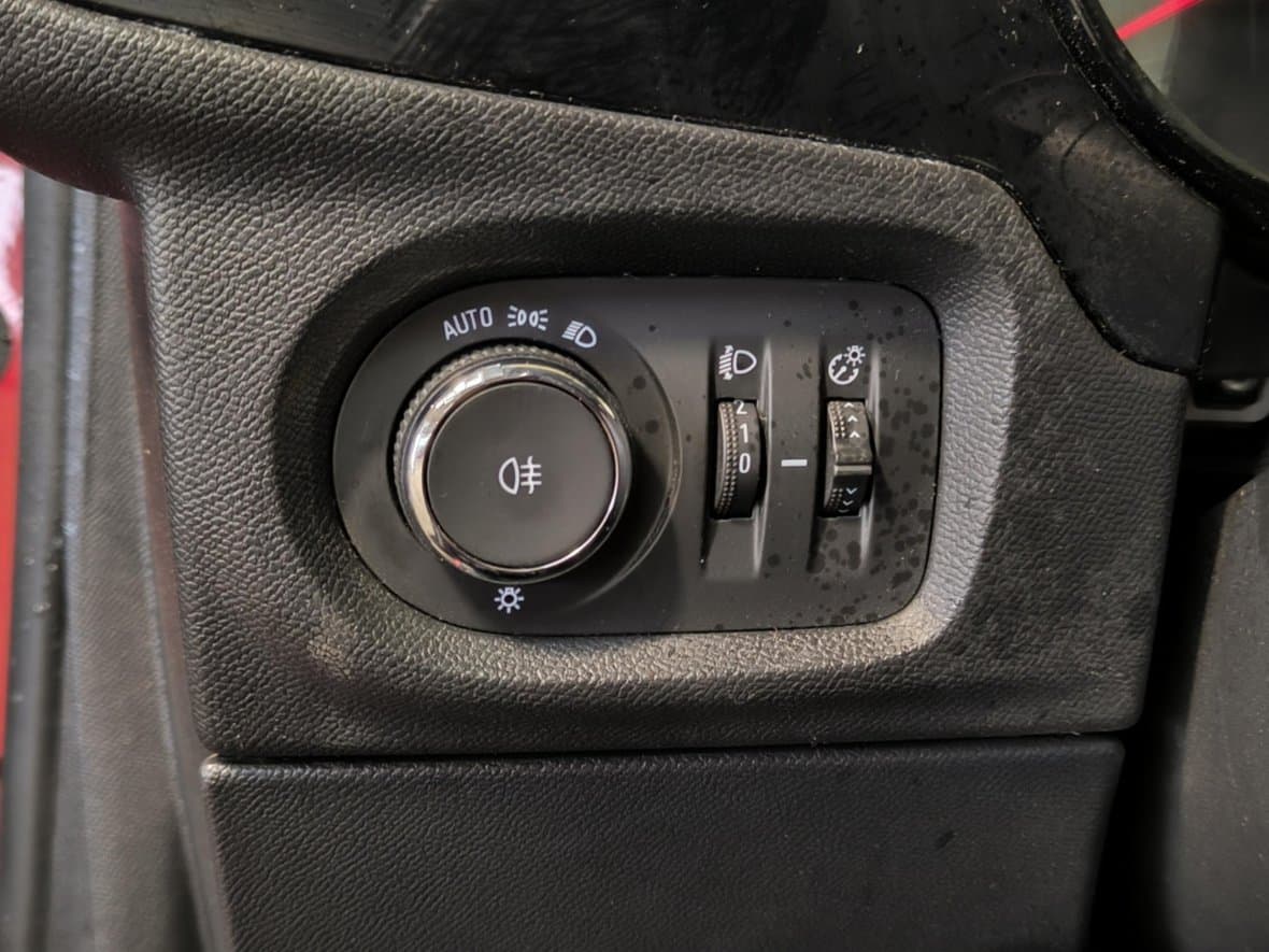 2021 Opel CORSA - 16