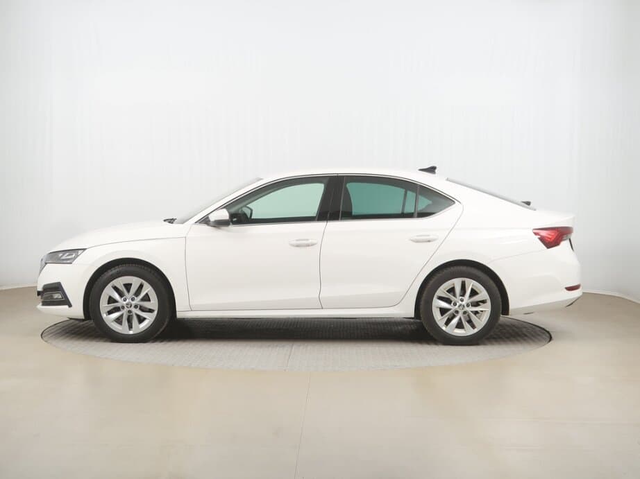2022 Škoda OCTAVIA - 4